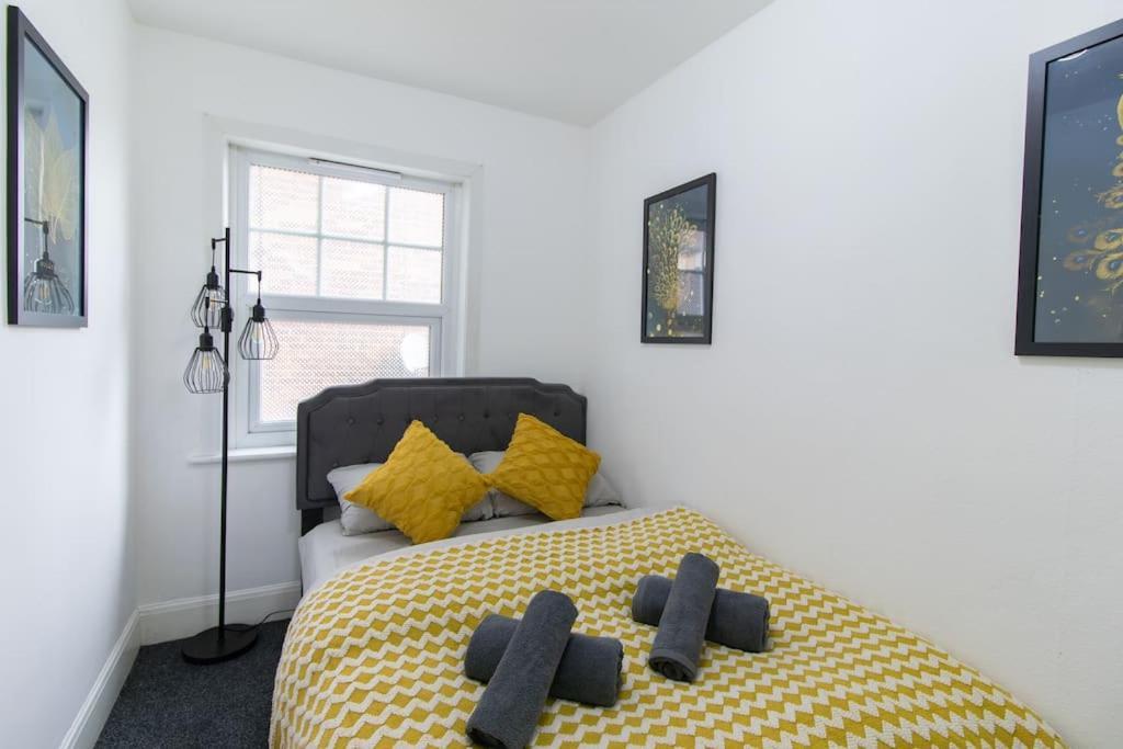 Open Mind Property - Southsea With Free Parking 포츠머스 외부 사진