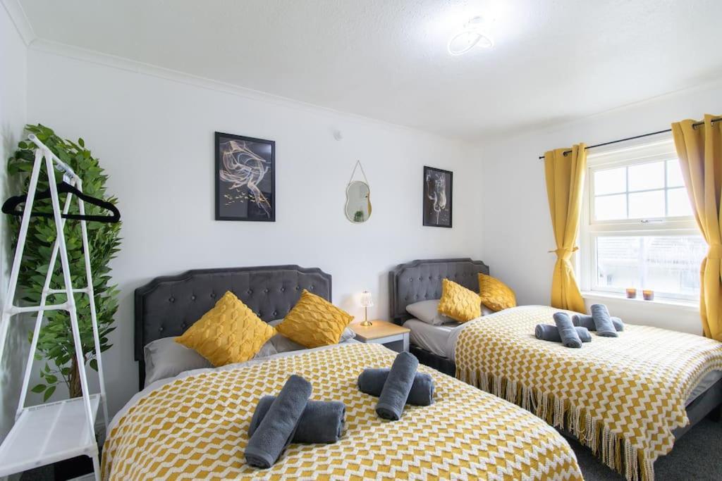 Open Mind Property - Southsea With Free Parking 포츠머스 외부 사진